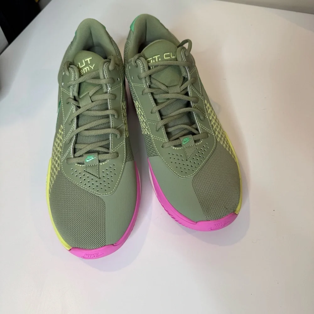 Nike G.T. Cut Academy Basketball Shoes Oil Green/Light Lemon Twist Size 12
